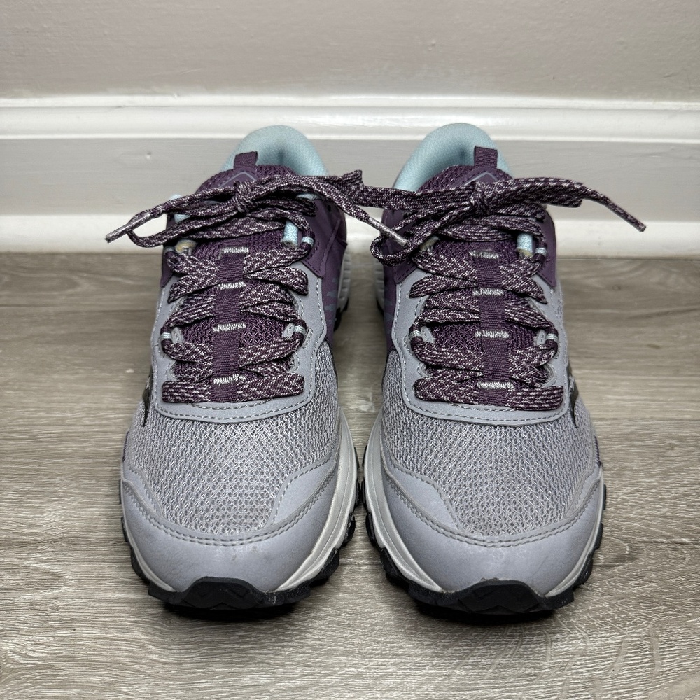 Saucony Women's Purple and Gray Athletic Shoes